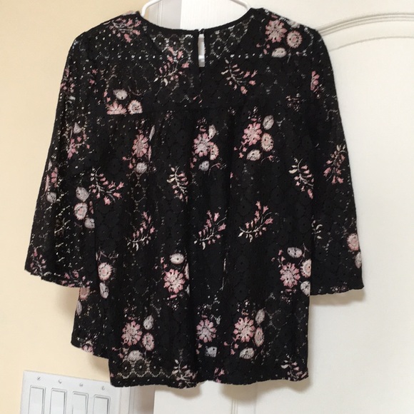 Loft Top Size Small - Picture 3 of 4